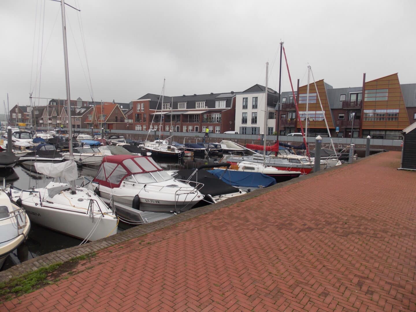 Bosch Beton - 330 meter lange zelfsluitende waterkering in Spakenburg